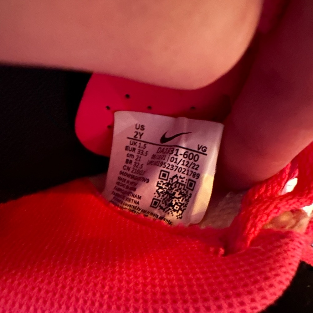 Nike Kids' Tiempo Soccer Cleats - Bright Pink - Picture 12 of 12